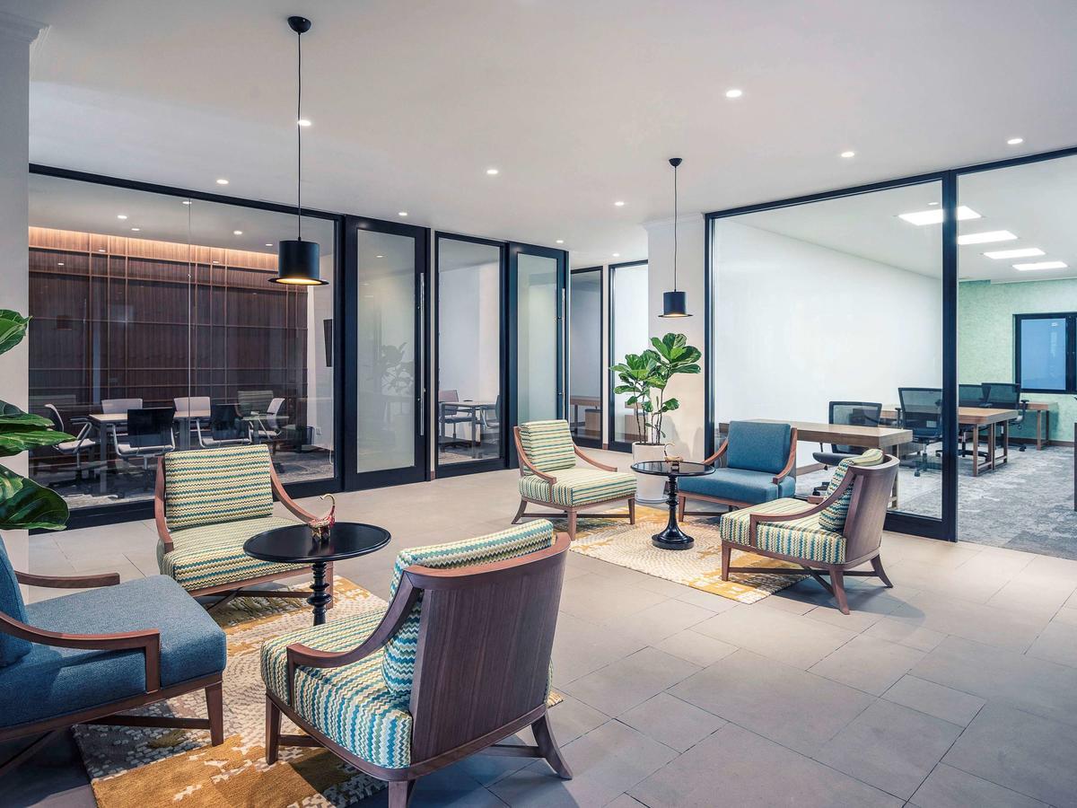 Mercure Kaba Aye 4* Yangon