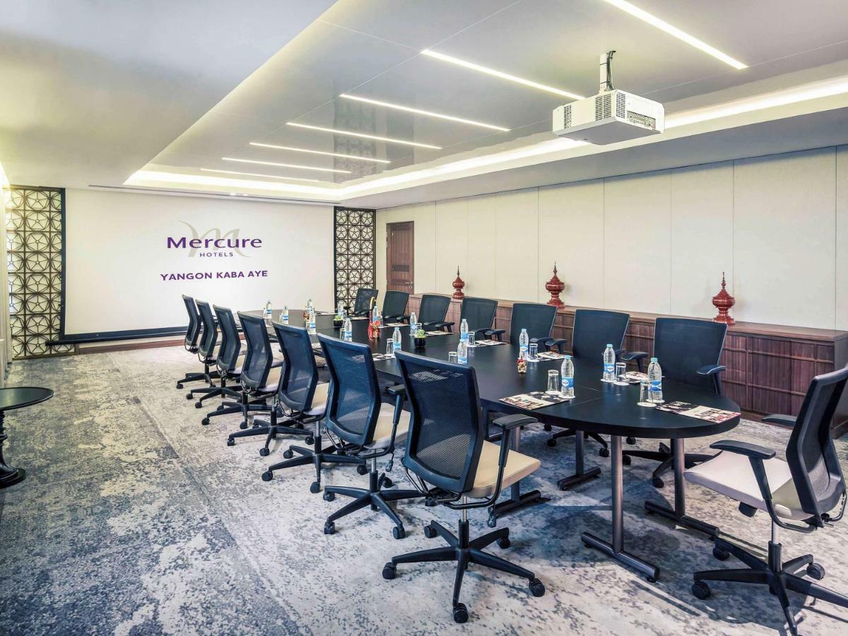 Hotel Mercure Kaba Aye 4*