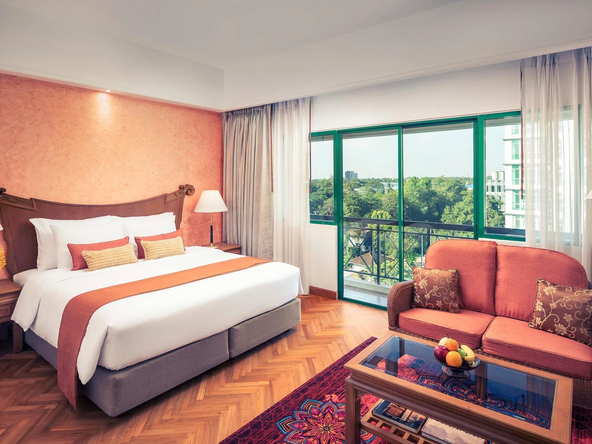 Hotel Mercure Kaba Aye